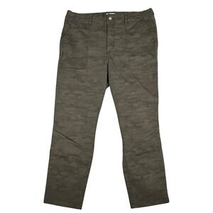 Pistola Pamela Womens Camo Utility Pants Size 31 Cropped Green Cargo Pockets